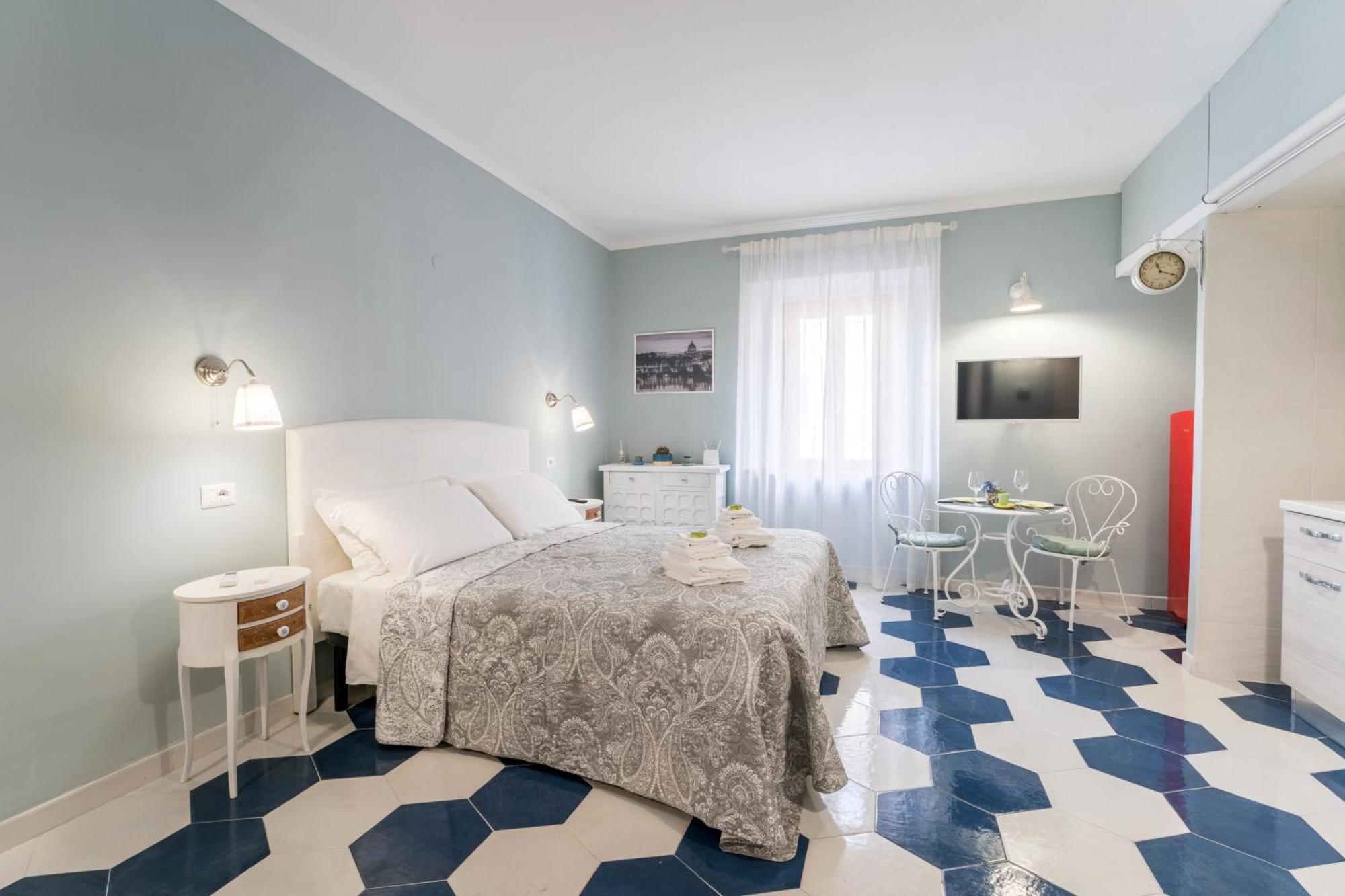 The Small Nest At Coliseum Apartment Rom